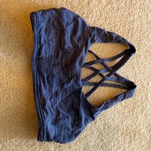 Lululemon sports bra, size 6